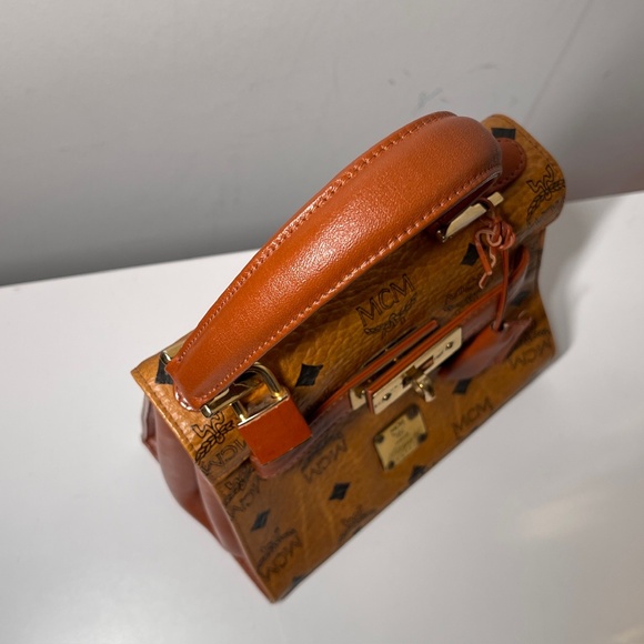 MCM RARE Visetos Kelly Mini Handbag Brown Leather Shoulder Crossbody Bag vintage - Picture 12 of 15